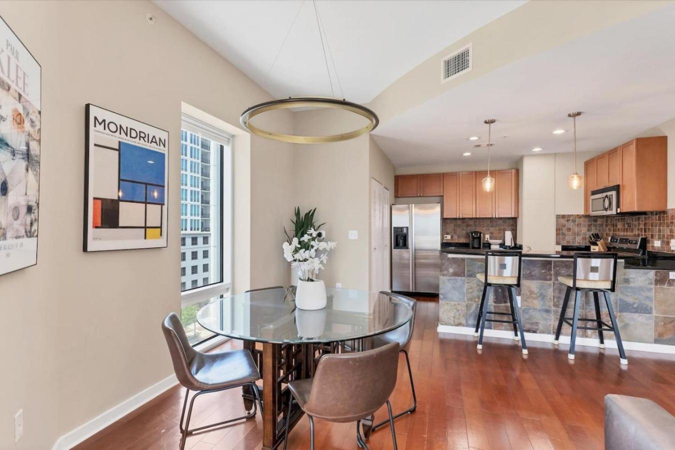 Holiday home Beautiful Downtown 1 Bed 1 Bath