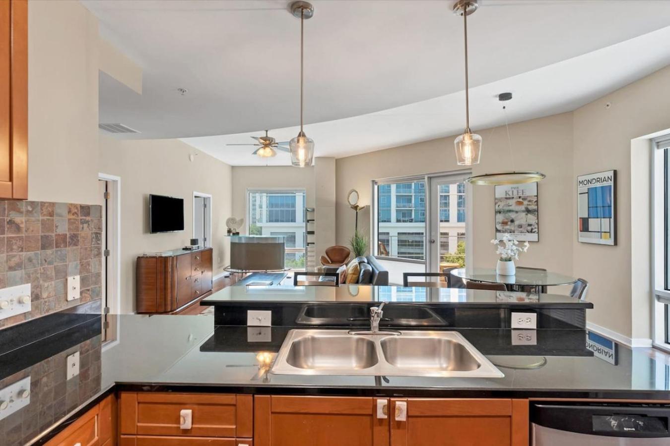 Holiday home Beautiful Downtown 1 Bed 1 Bath *