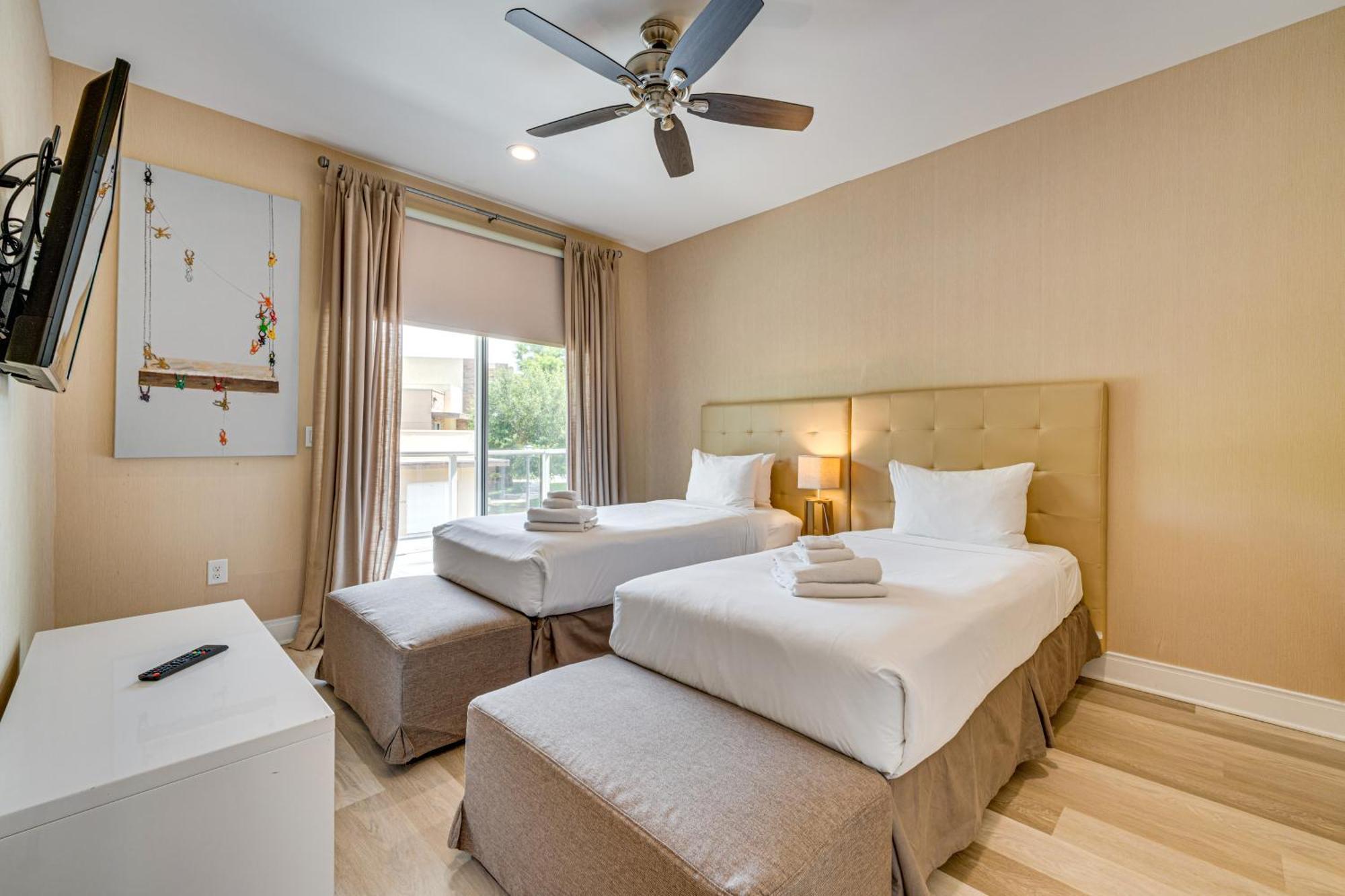 Holiday home Less Than 2 Mi To Wdw Attractions Luxe Family Getaway! *