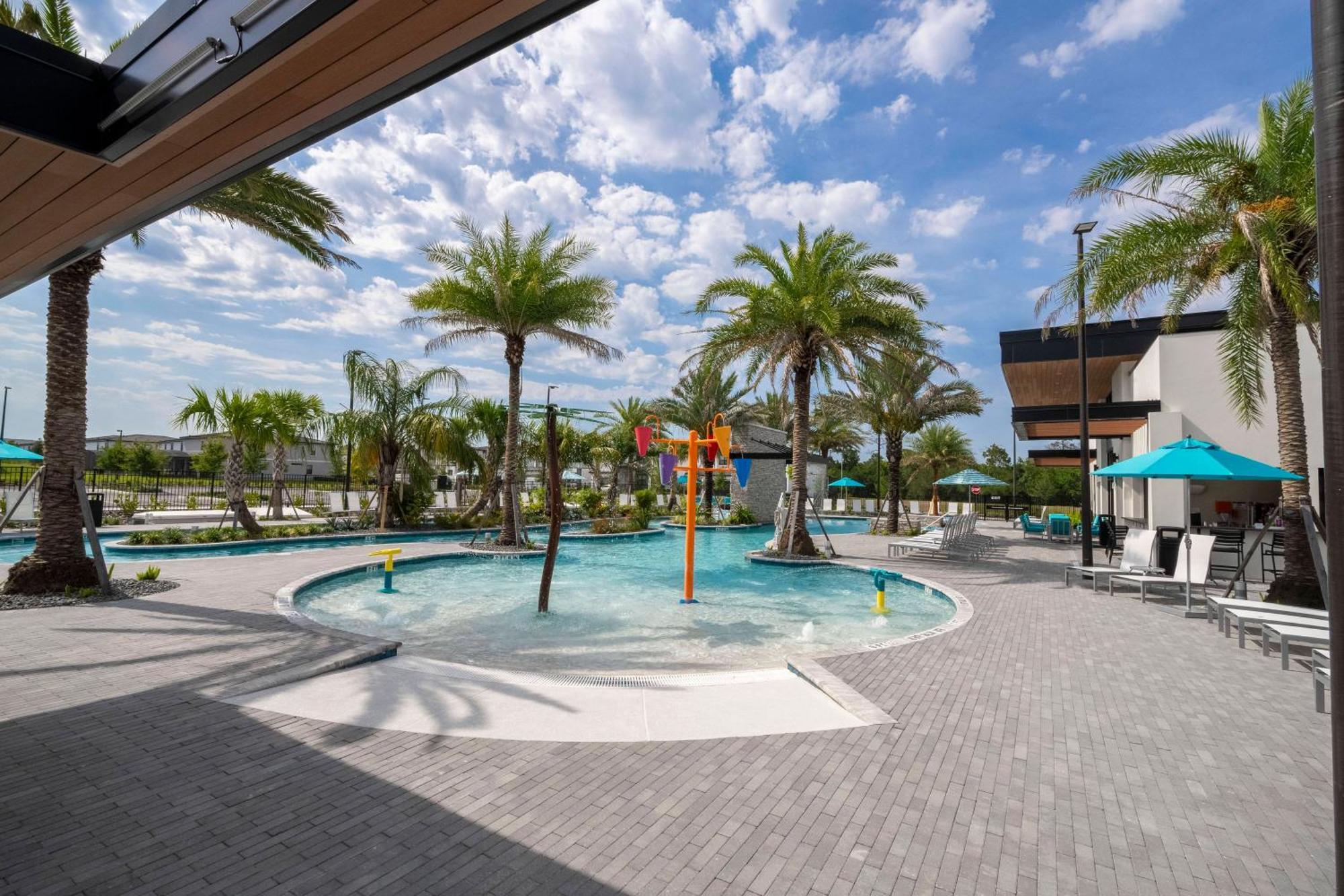 Holiday home Brand New 6bd Luxury W Pool Location. Orlando