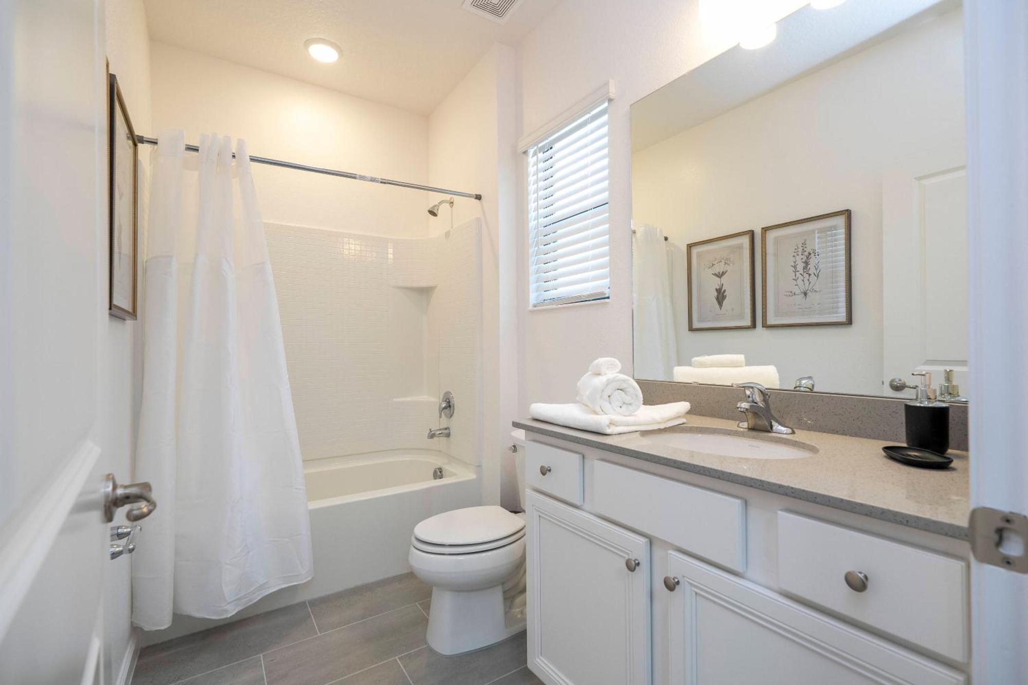 Brand New 6bd Luxury W Pool Location. Holiday home Orlando