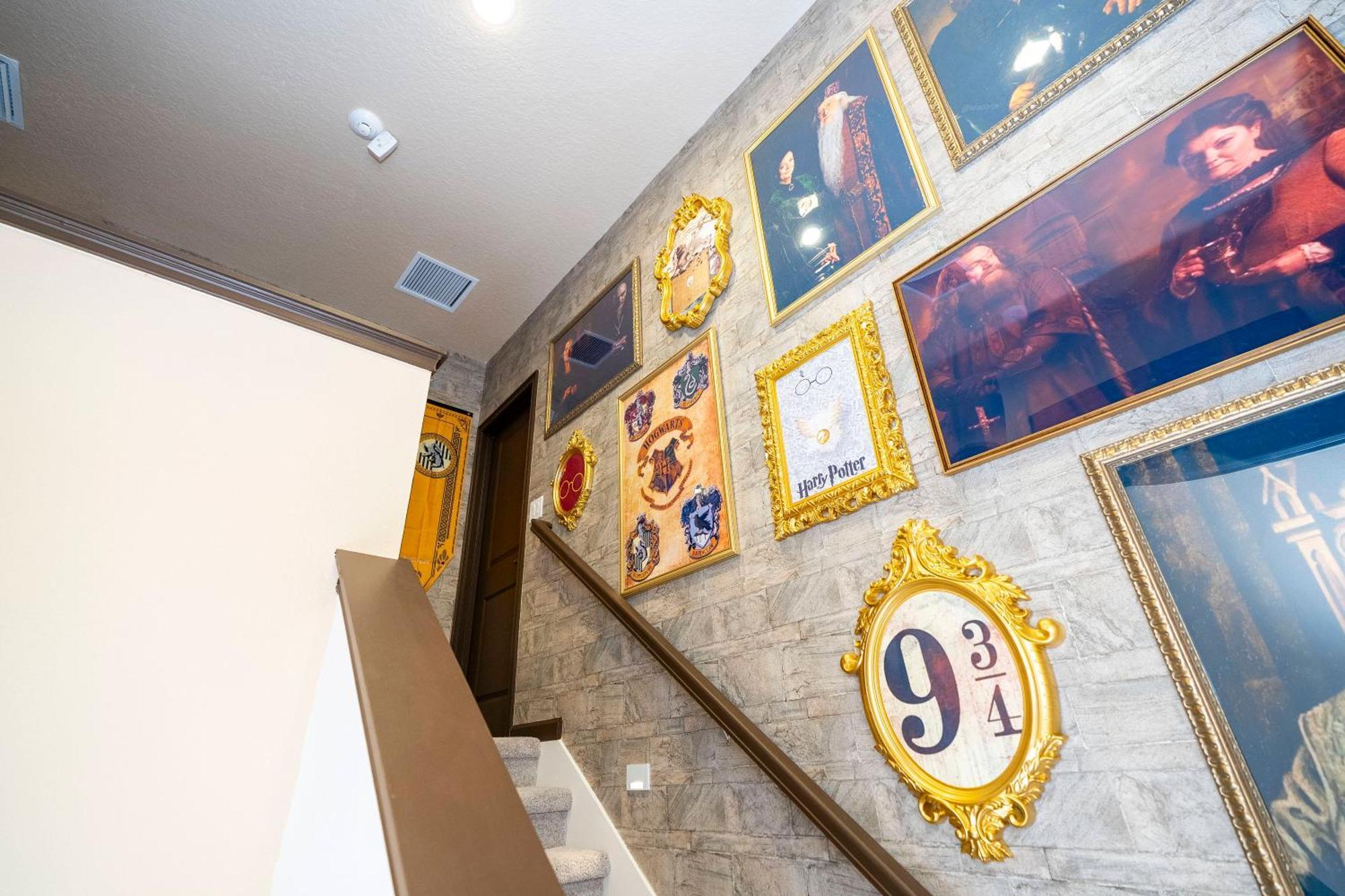 Brand New 6bd Luxury W Pool Location. *