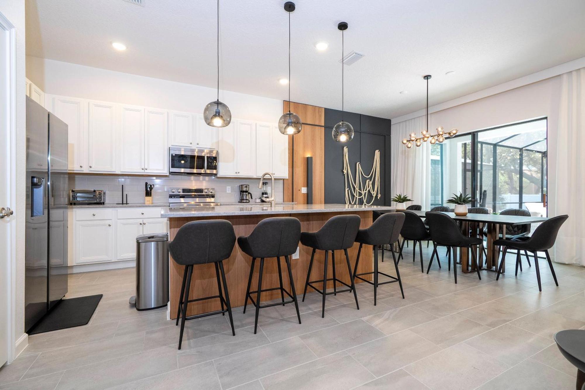 Brand New 6bd Luxury W Pool Location. Orlando