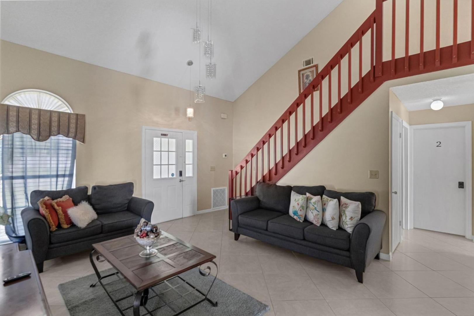 Unforgettable Getaway: 4 Bedrooms 4 Baths Holiday home