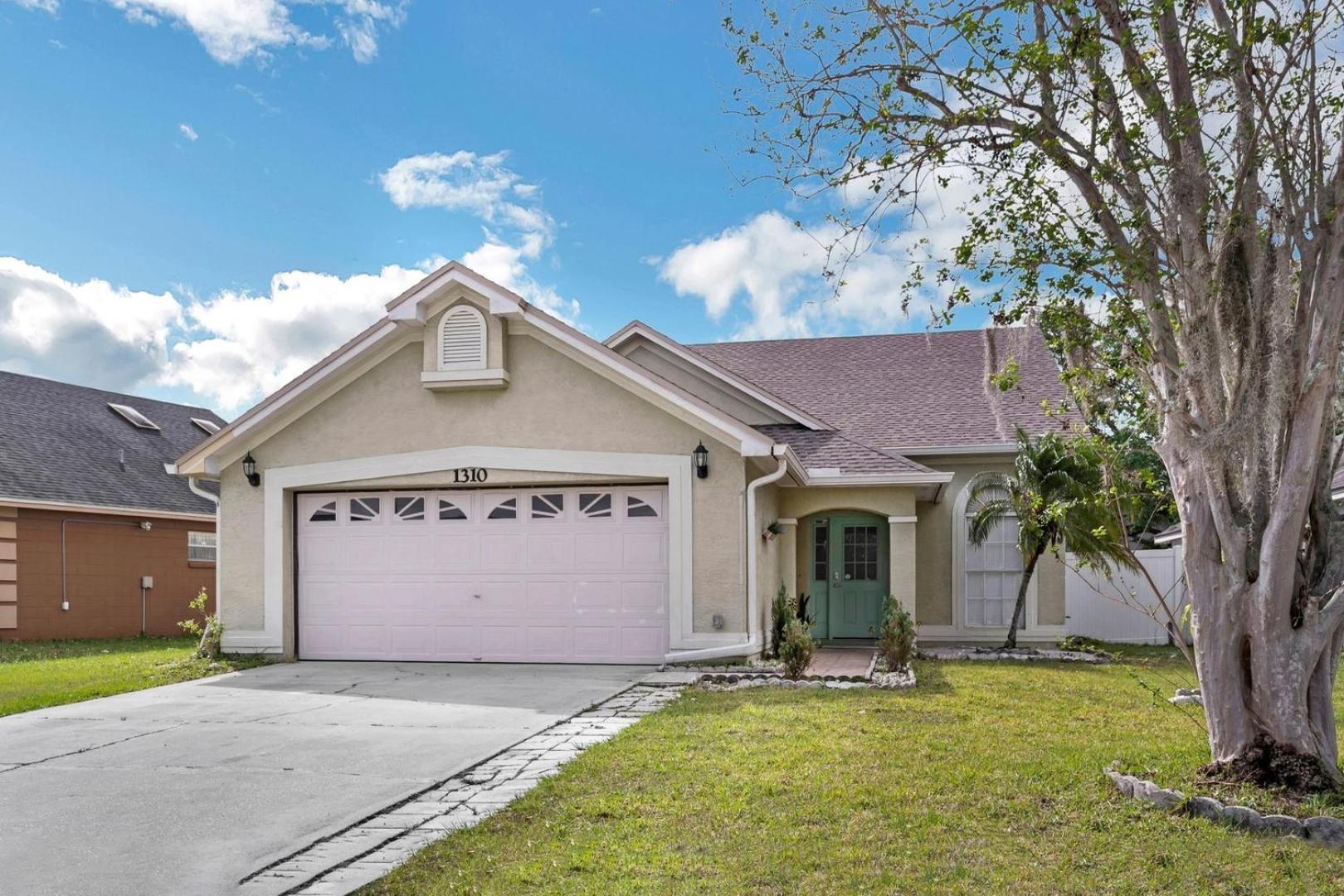 Unforgettable Getaway: 4 Bedrooms 4 Baths * Orlando