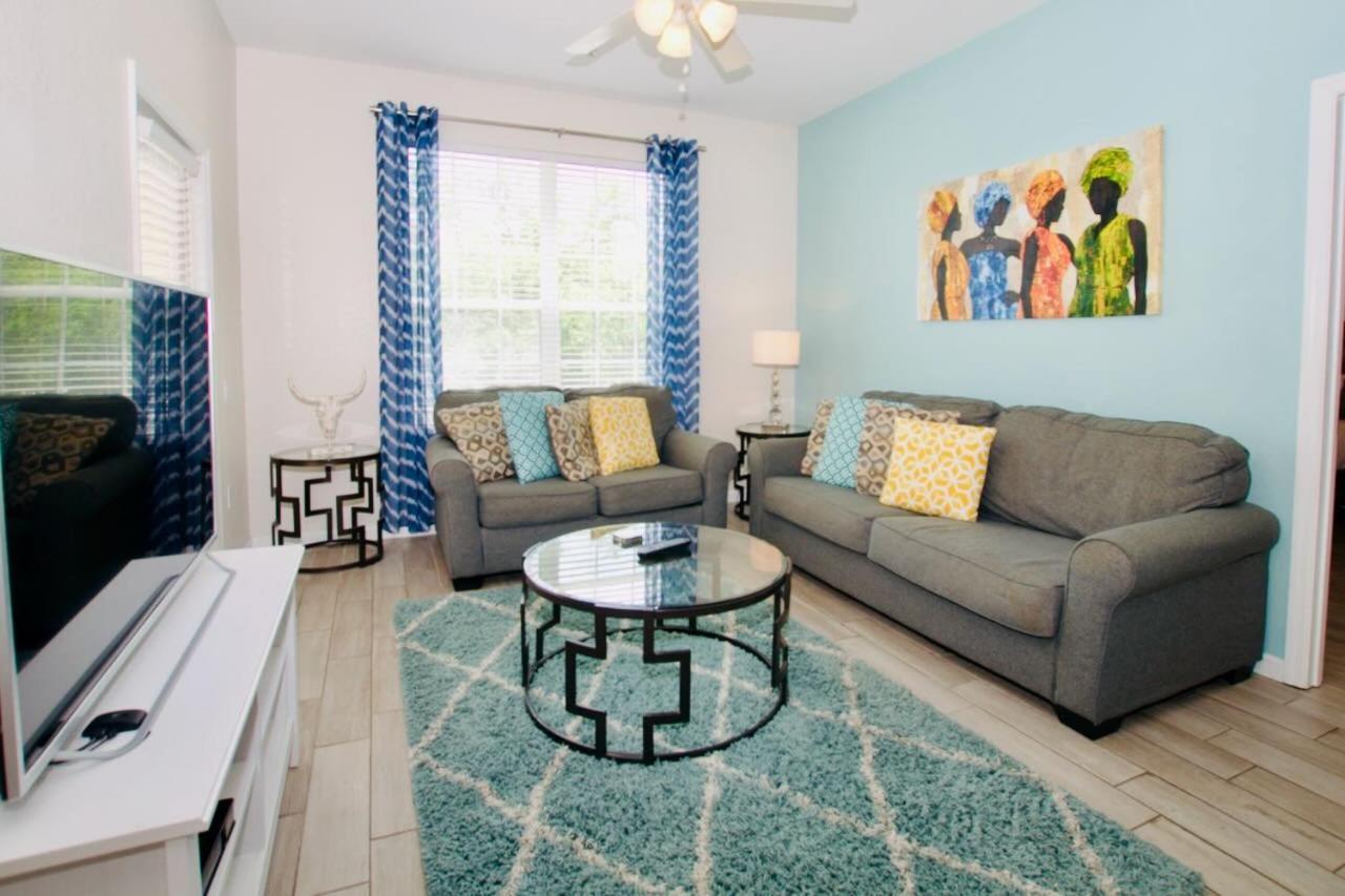 Vista Cay Standard 3 Bedroom *