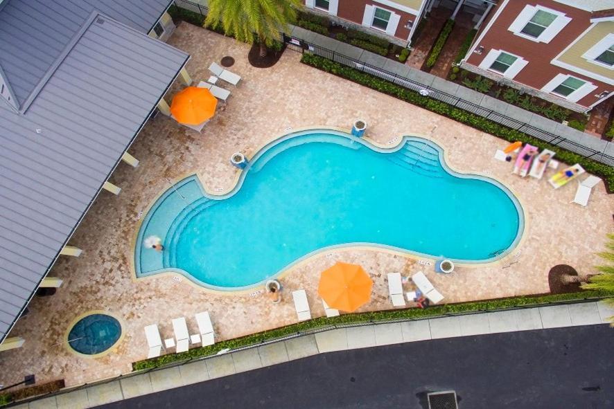 Holiday home Dluxx Vacay 5 House With Hot Tub 2633