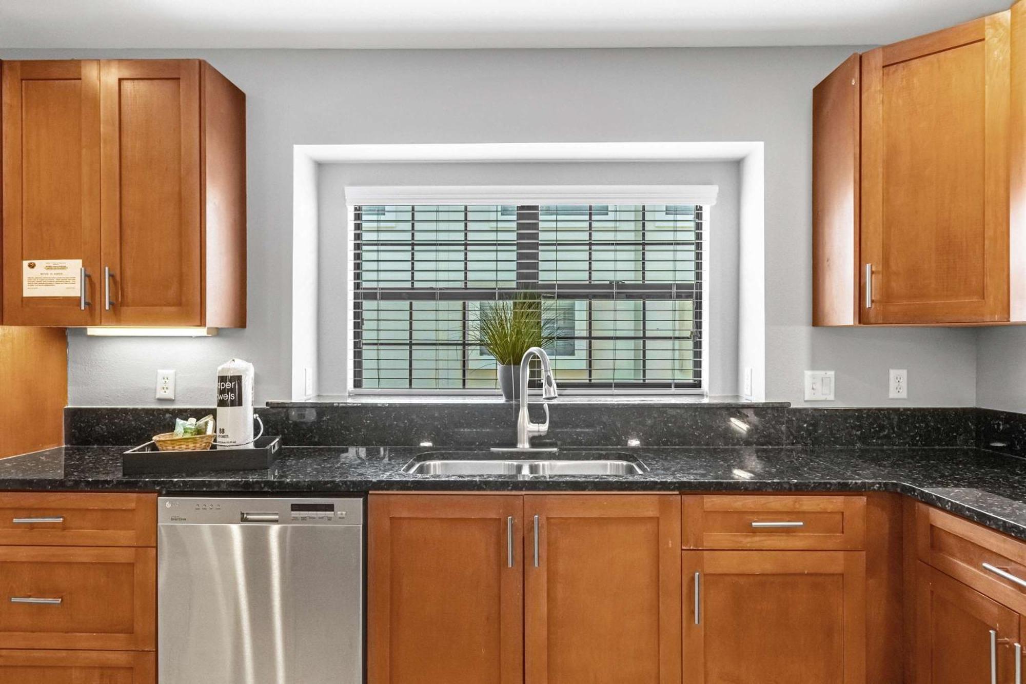 Easter Fun Starts Here - Townhome By Disney! Holiday home