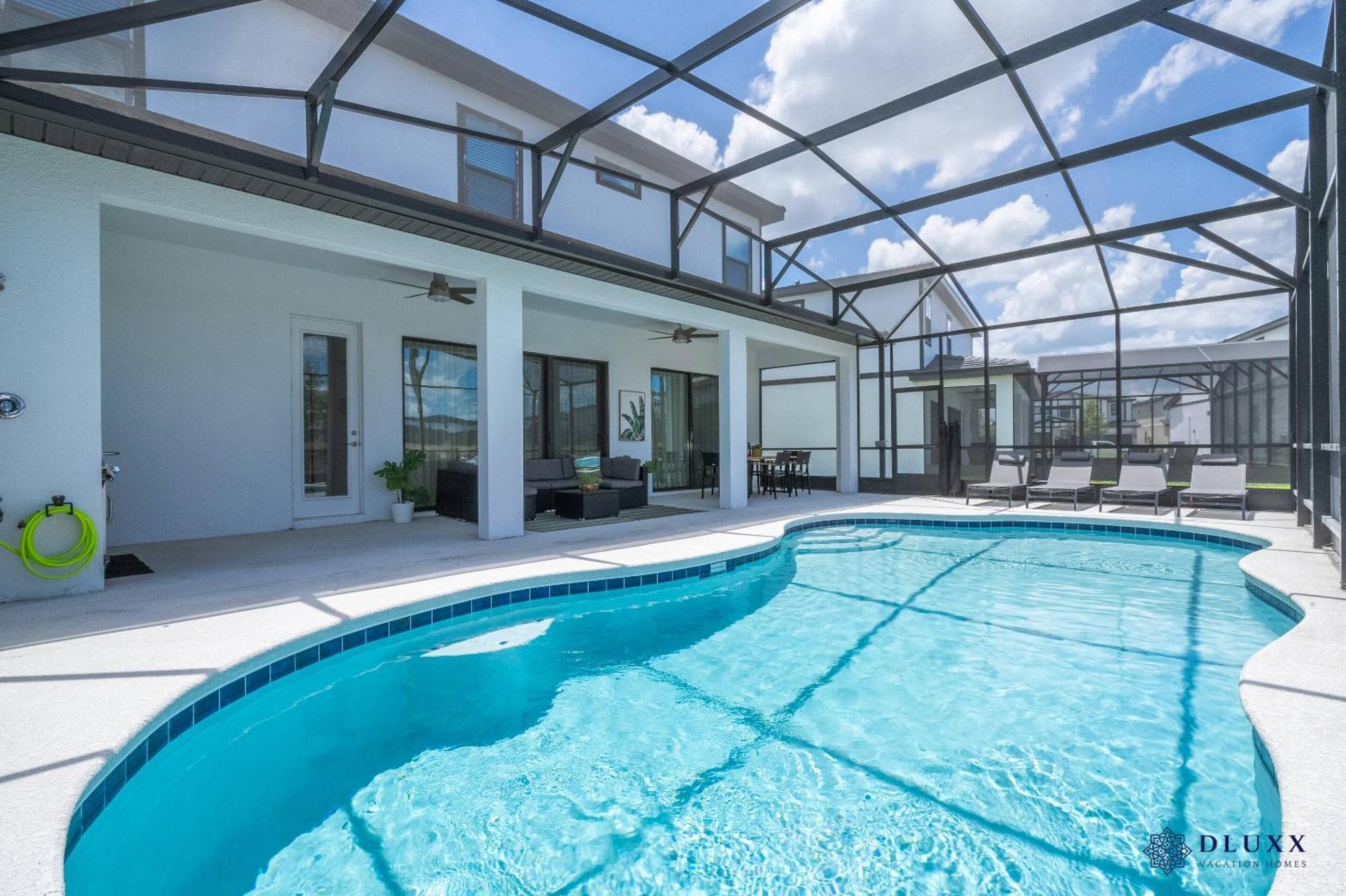 Brand New Dluxx Elegance Vacation 1018 Orlando