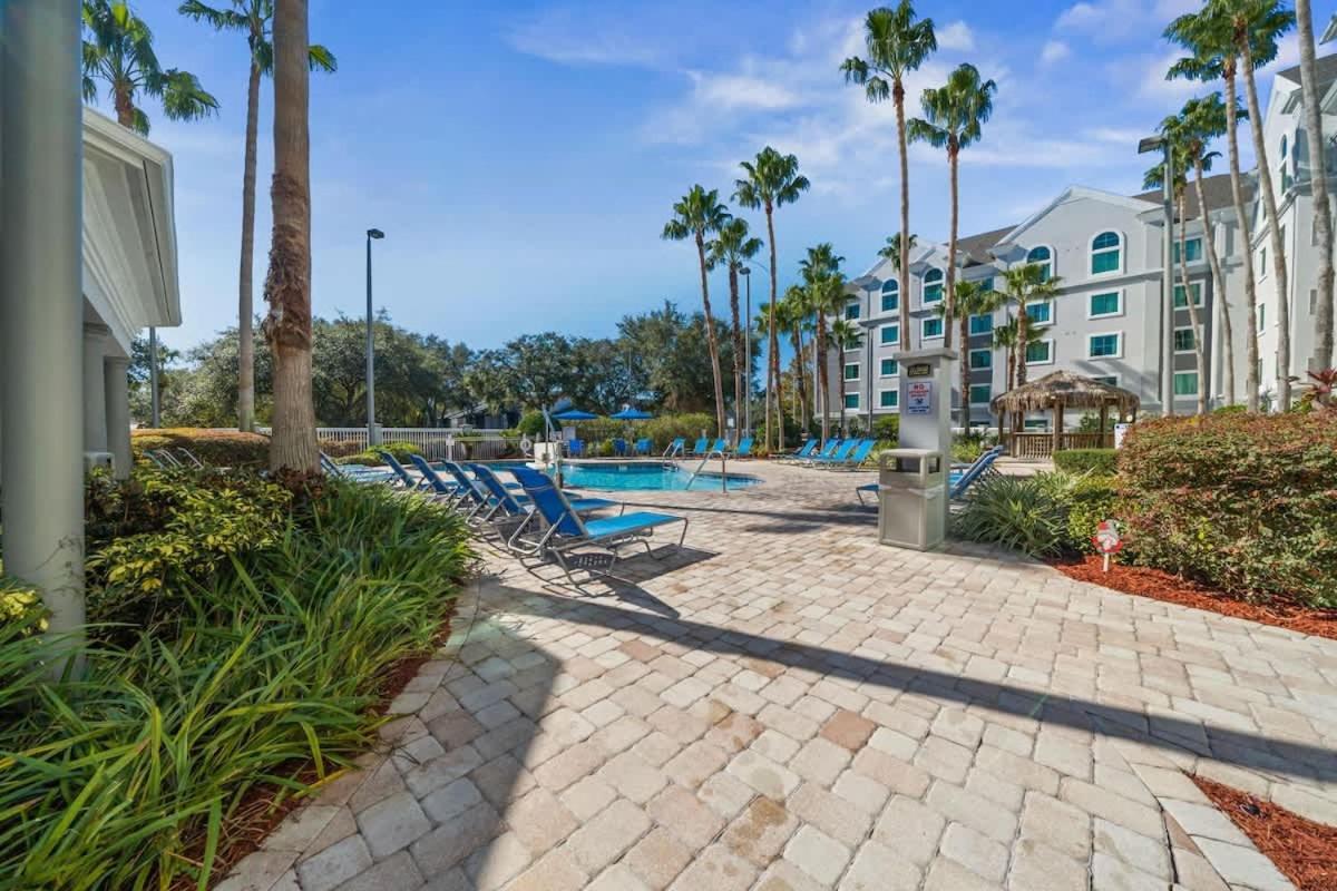 1br Free Shuttle To Parks Hs305
