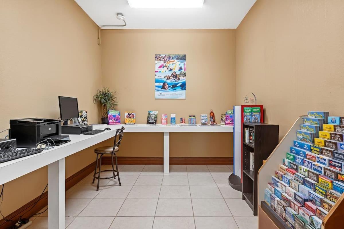Apartment 1br Free Shuttle To Parks Hs305