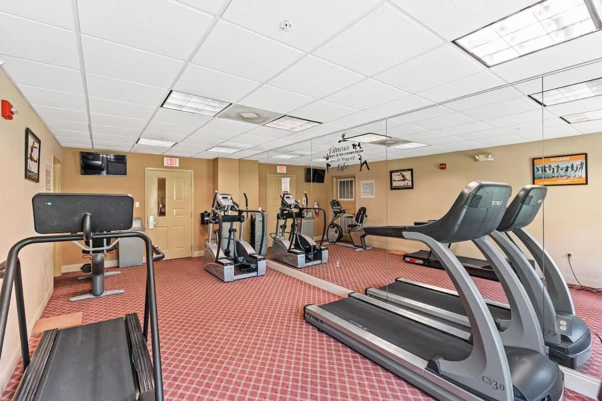 1br Free Shuttle To Parks Hs305