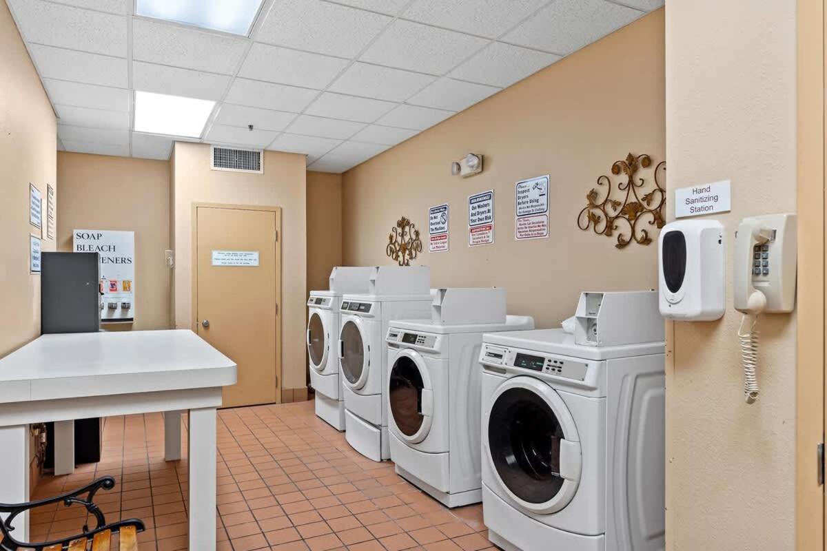 1 Bedroom 3 Miles From Springs Hs307 *