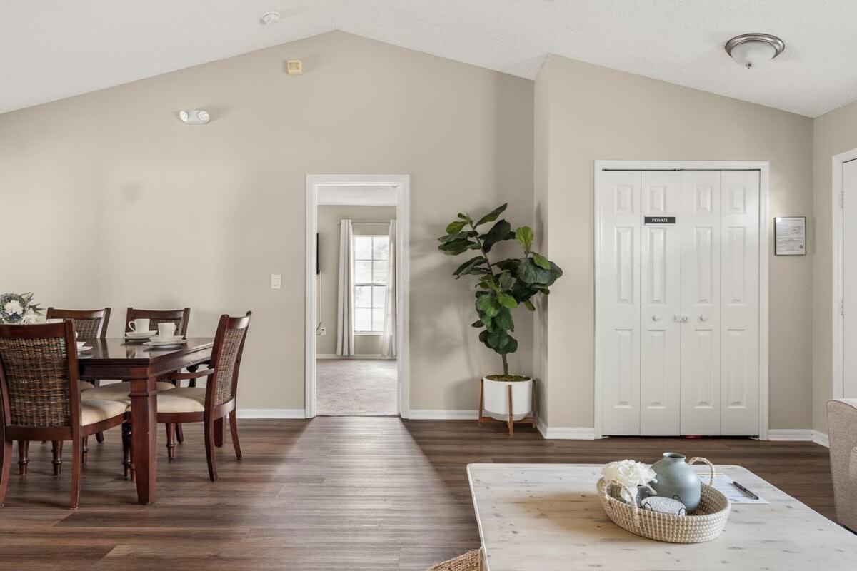 Holiday home New Listing - Be The First Guest 4br Oi2822