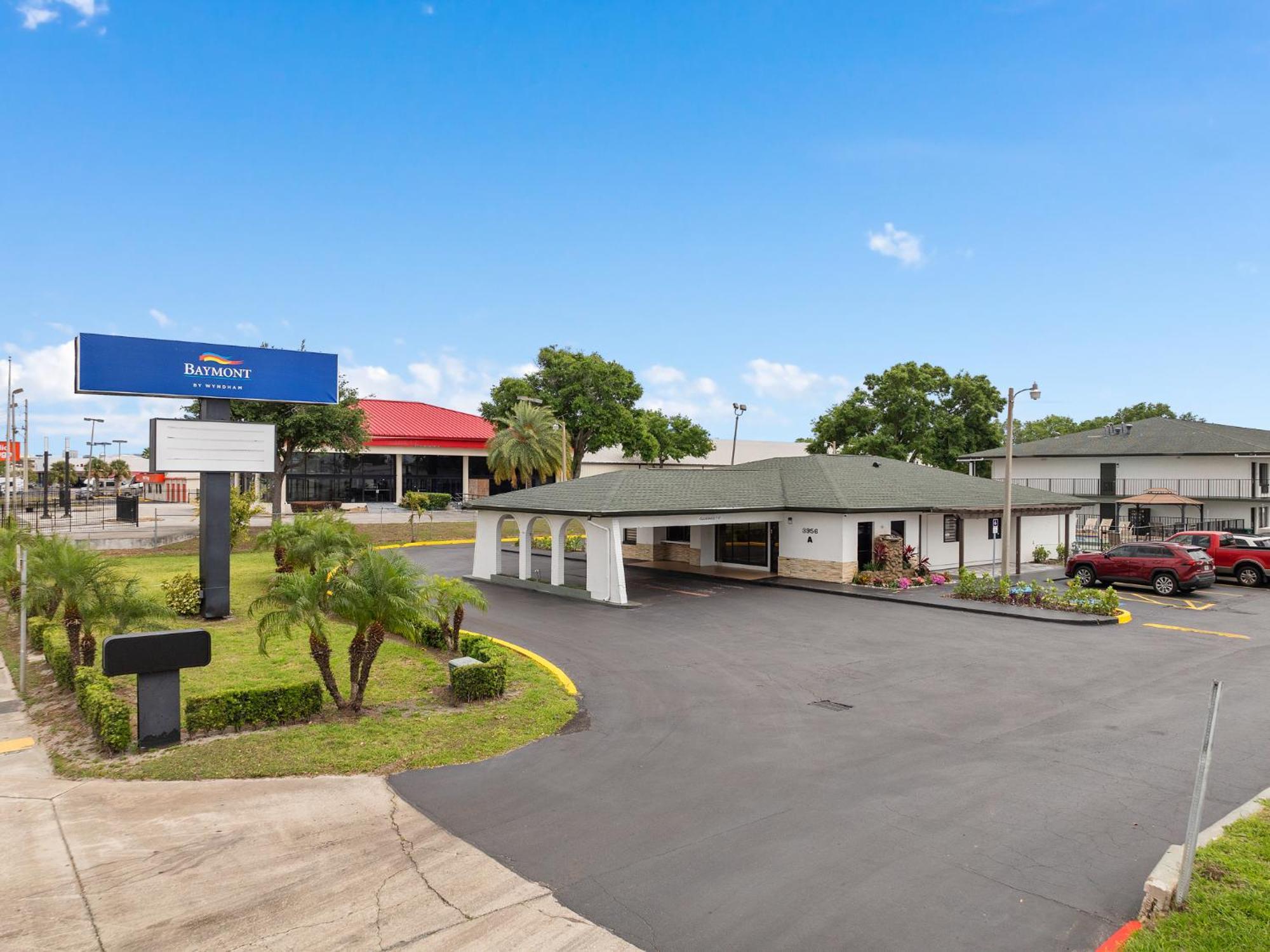Baymont By Wyndham Downtown
