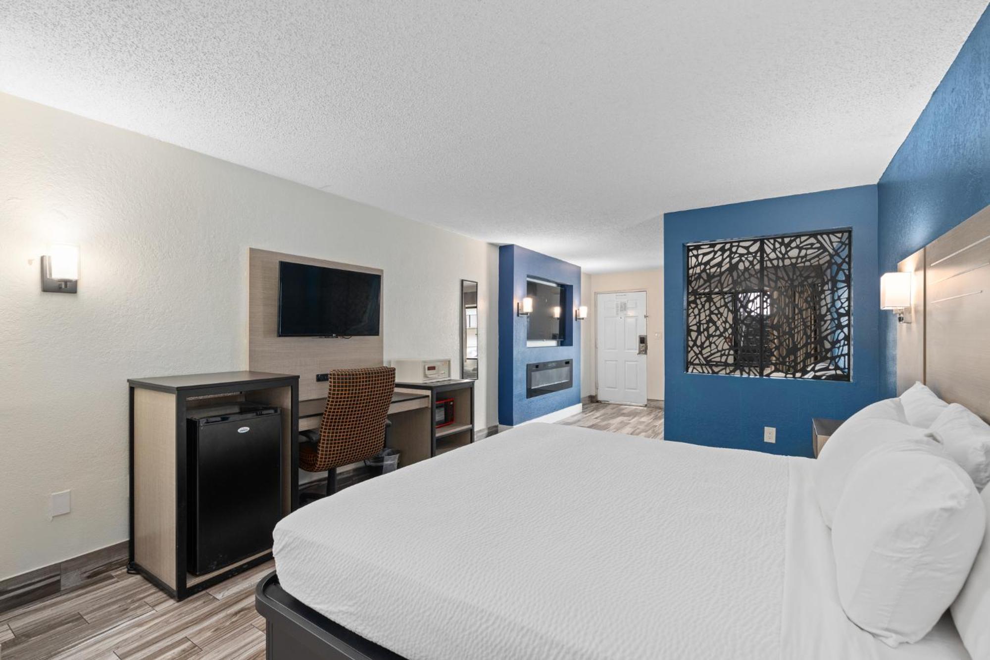 Baymont By Wyndham Downtown Hotel Orlando