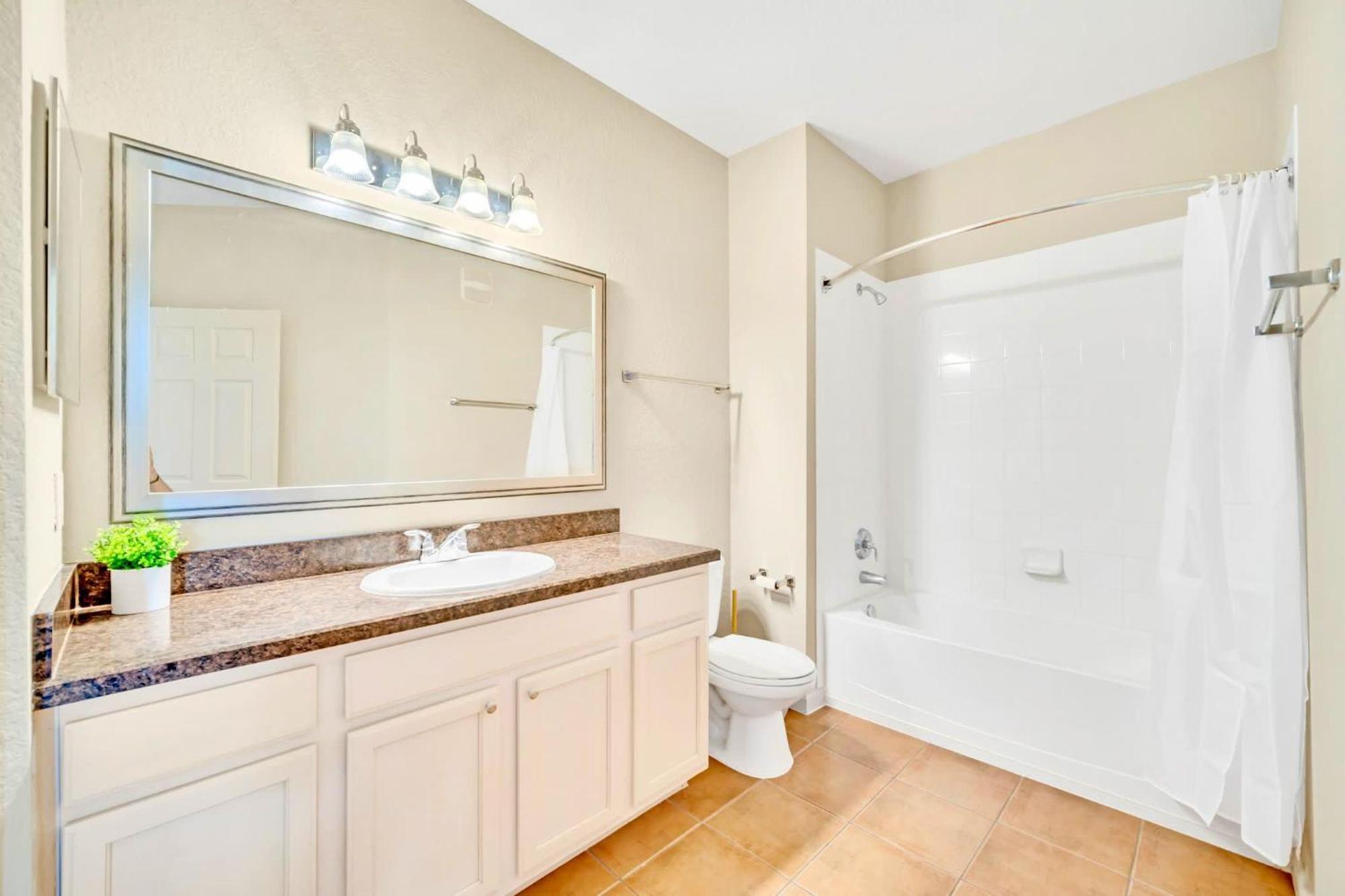 Holiday home Spacious 3br With Pool And Hot Tub, Near Disney! *