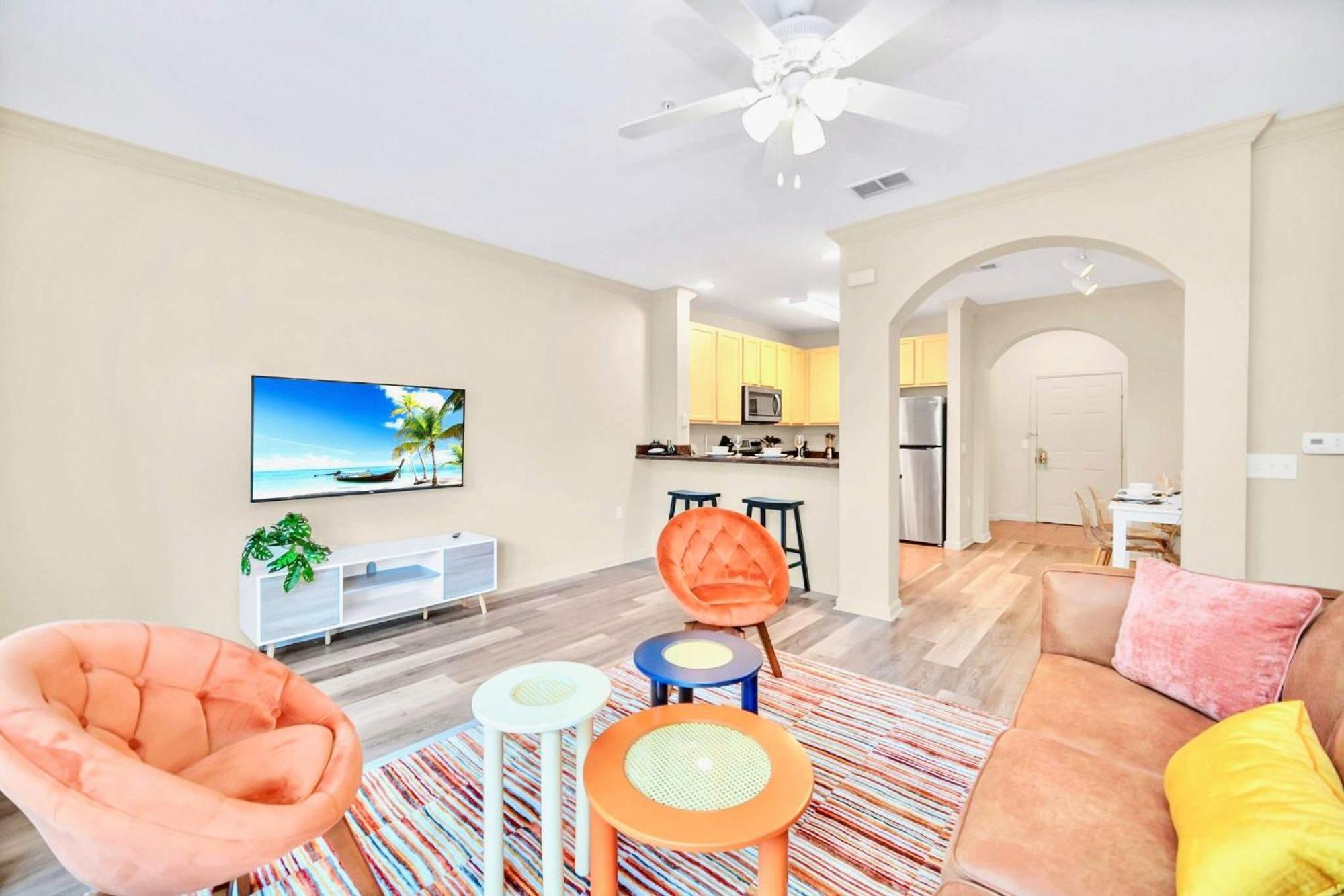 3br With Hot Tub And Pool - Near