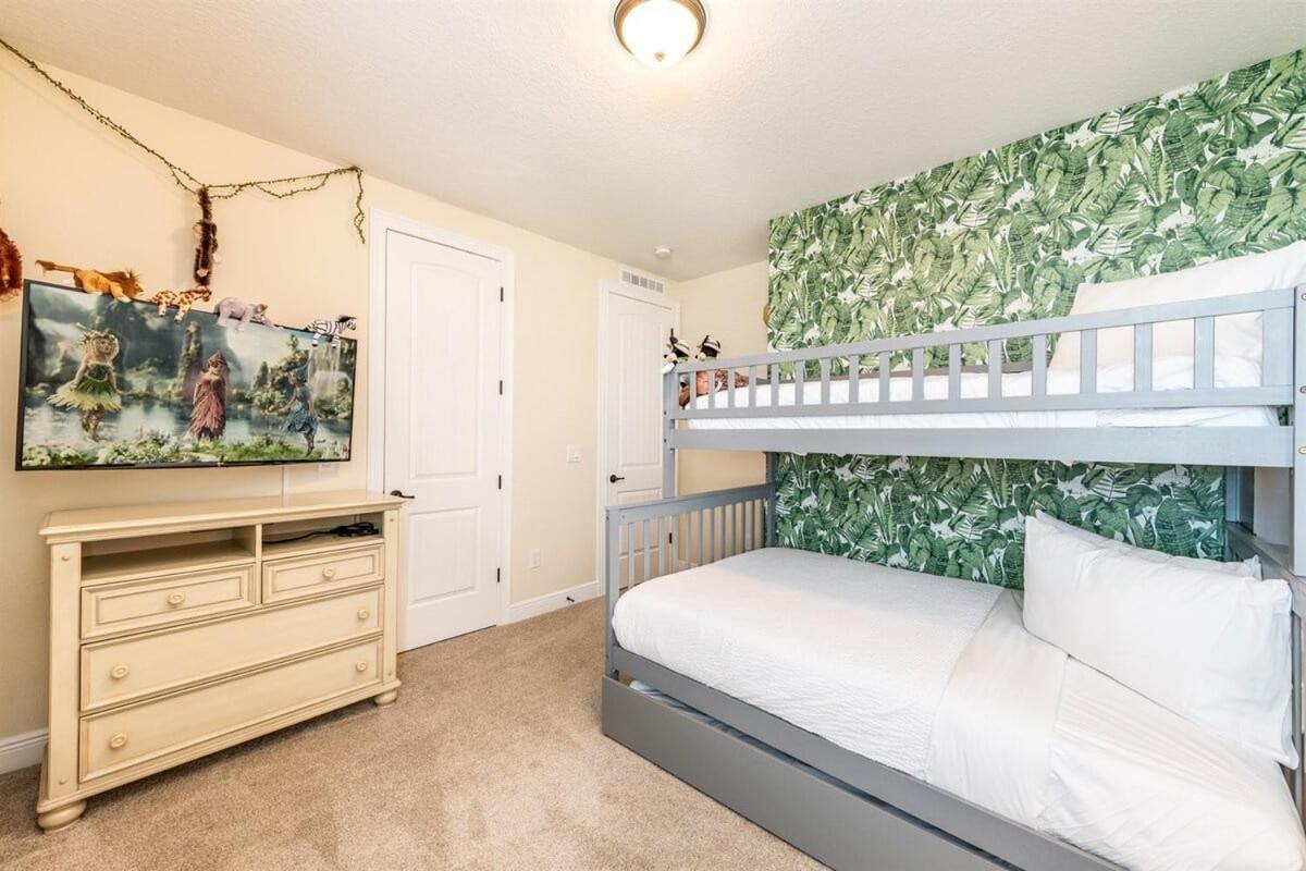 411-6-ld-wanderlust Heaven * Orlando