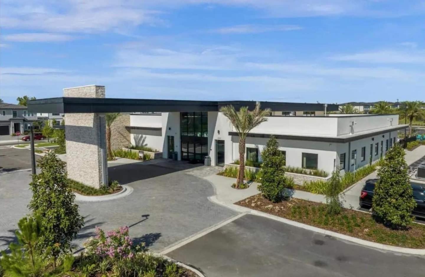 Lux 5br W Game Room, 4 & Private Poo *