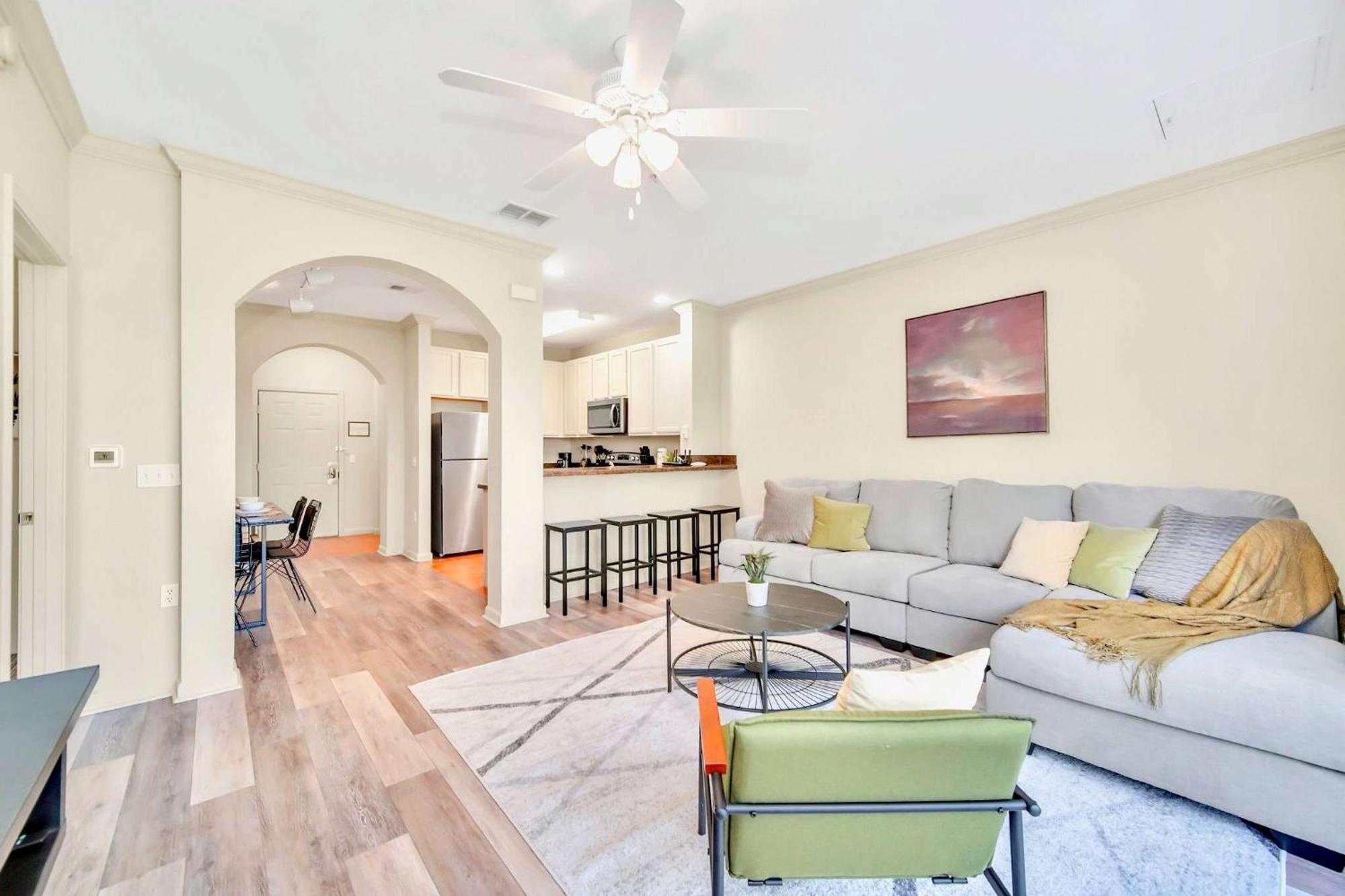 Modern 2br - Hot Tub And Pool - Near Holiday home Orlando