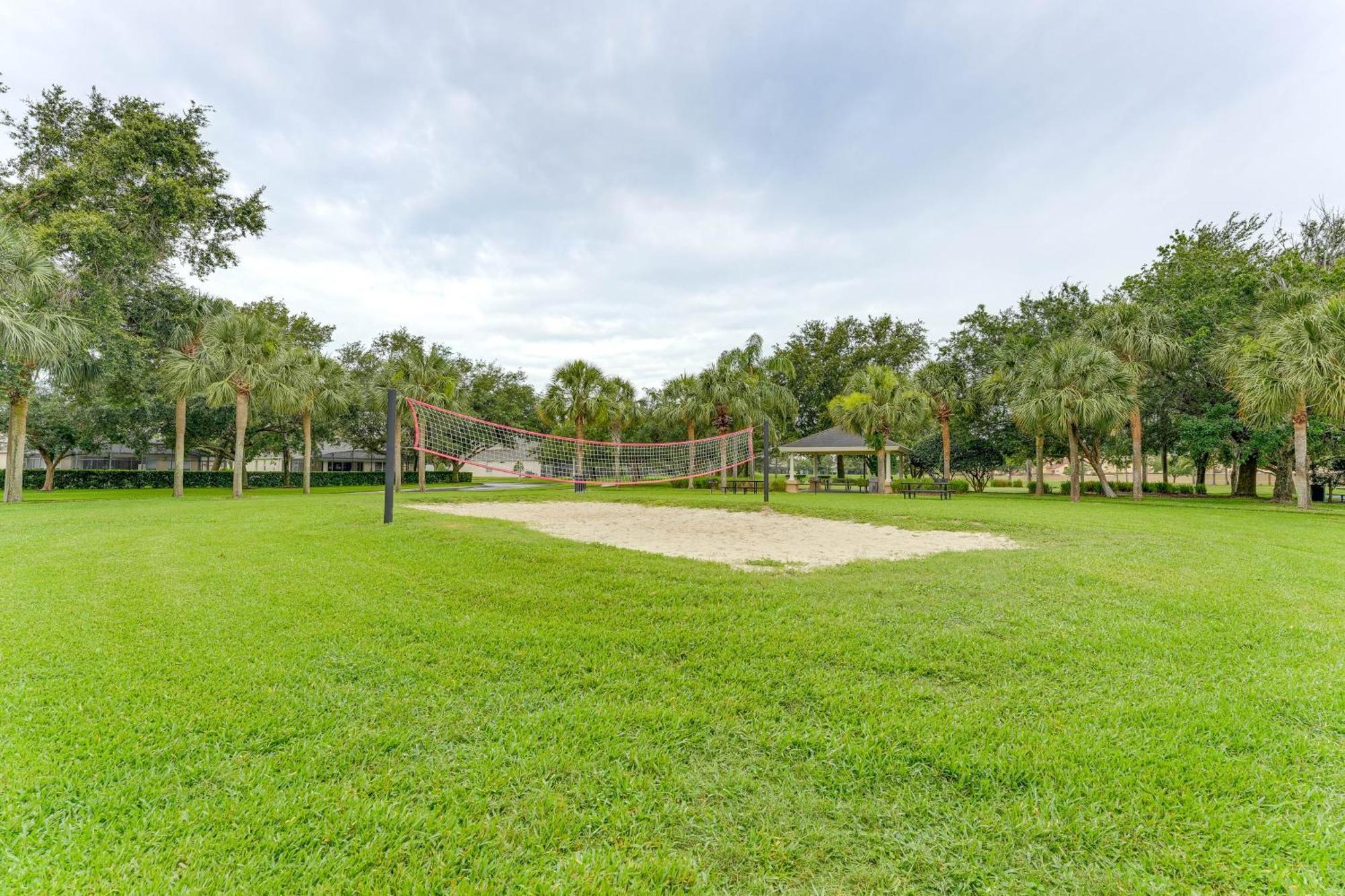 Holiday home Kissimmee Townhome With Private Cocktail Pool Orlando