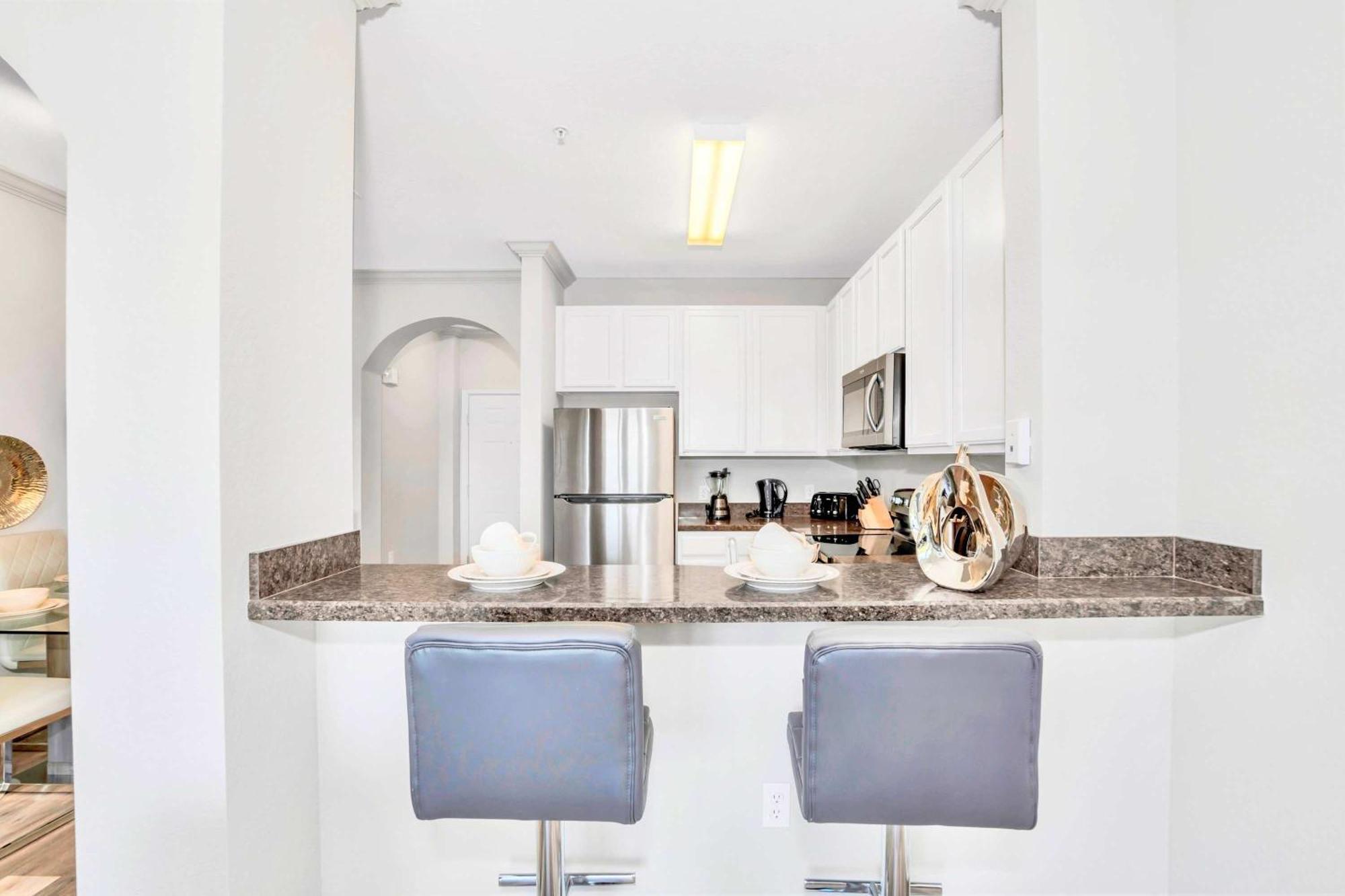 Luxury 3br Near - Pool And Hot Tub! *