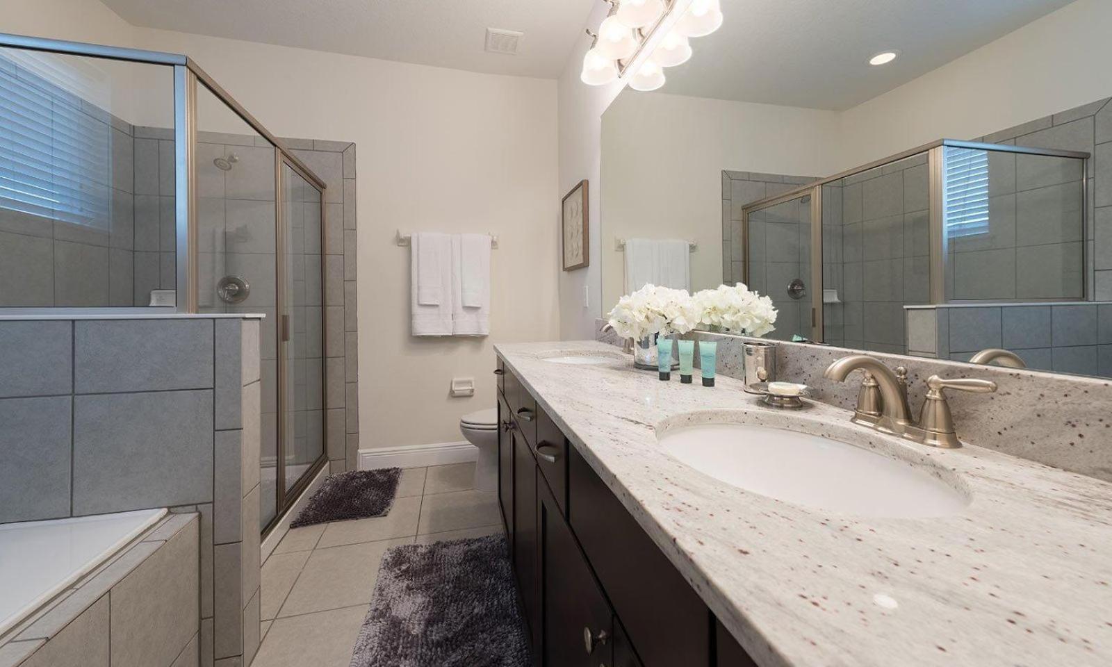 Stylish Sleek 9 Bdrm With Full Kitchen At Encore * Orlando