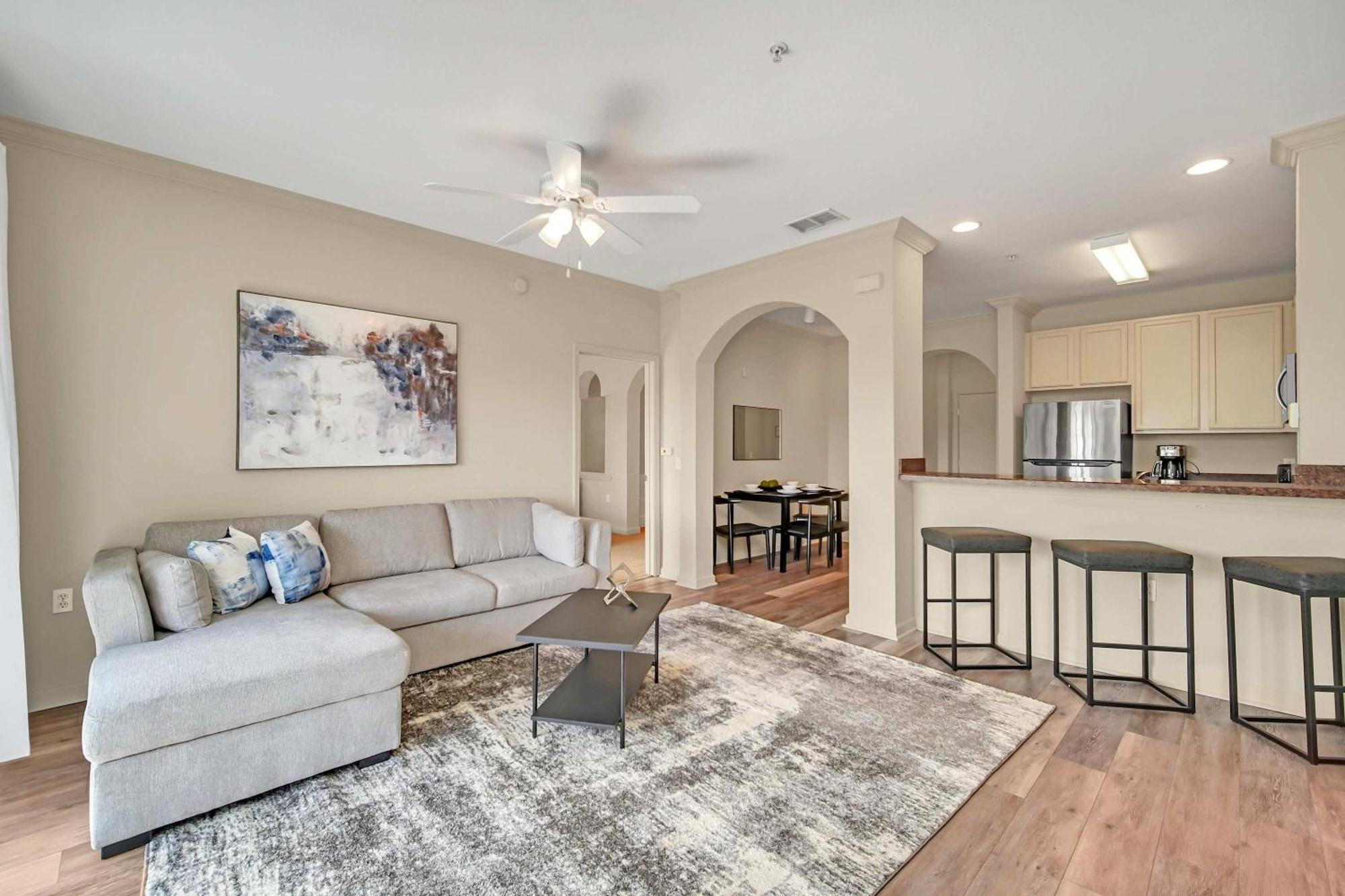 Holiday home Bright - 2br With Pool & Hot Tub, Near Disney! Orlando