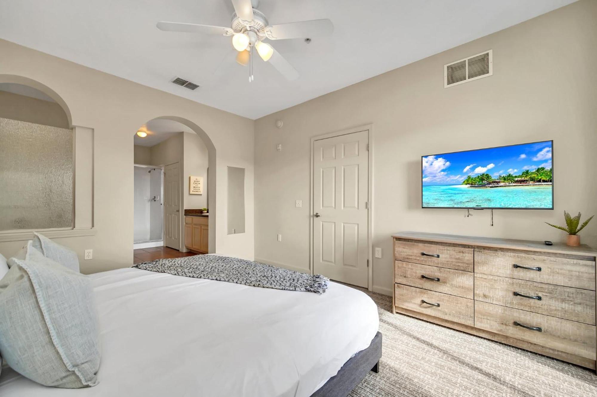 Holiday home 2br With Hot Tub And Pool, Near Disney! *