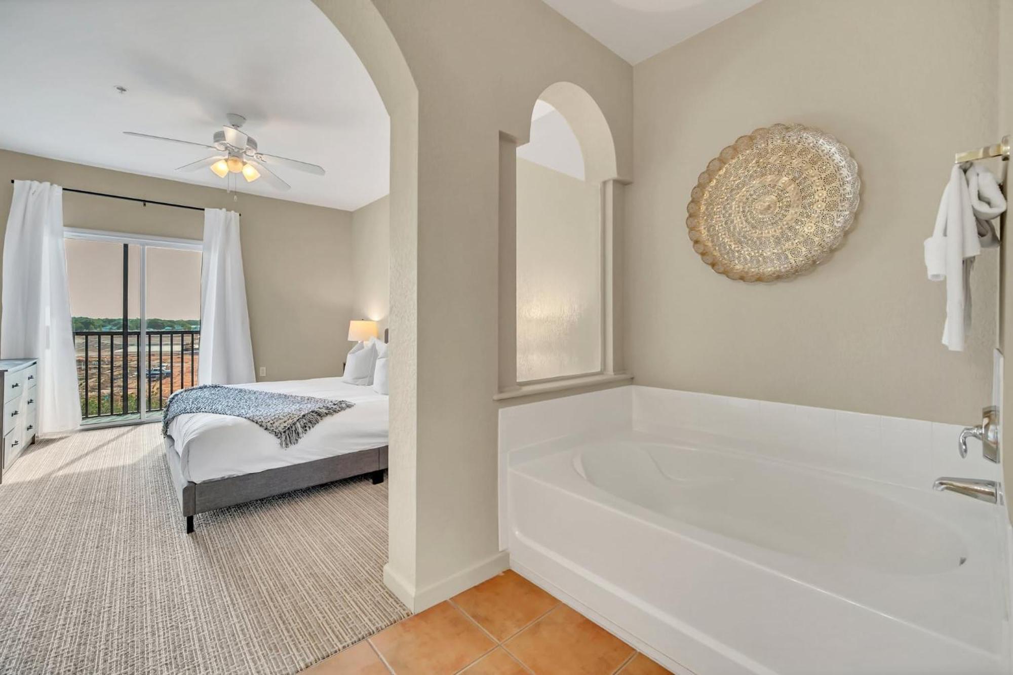 2br With Hot Tub And Pool, Near Disney! Holiday home Orlando