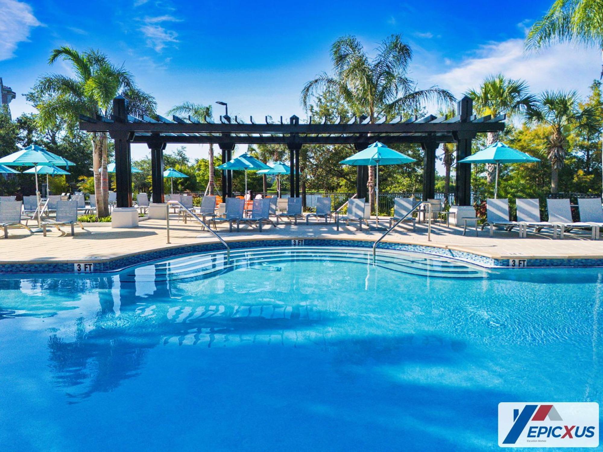 The Epic London Vista Cay Next To The Club Orlando