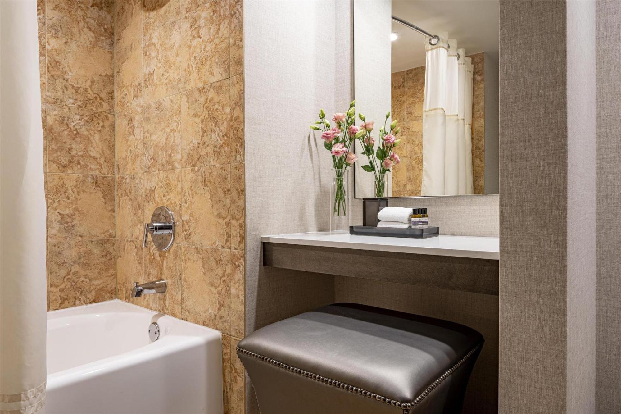 Hotel Hyatt Regency International Airport