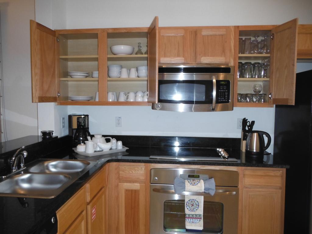 Villa Four Bedroom Townhouse In Regal Oaks At Old Town Orlando