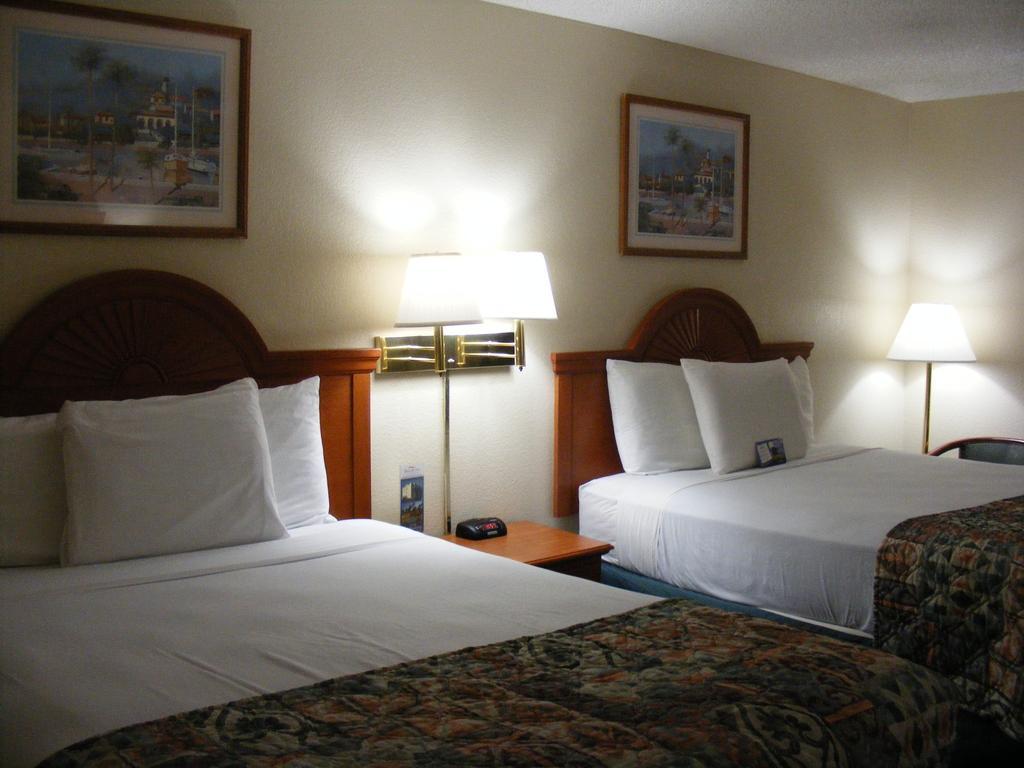Hotel Baymont & Orlando/universal Area