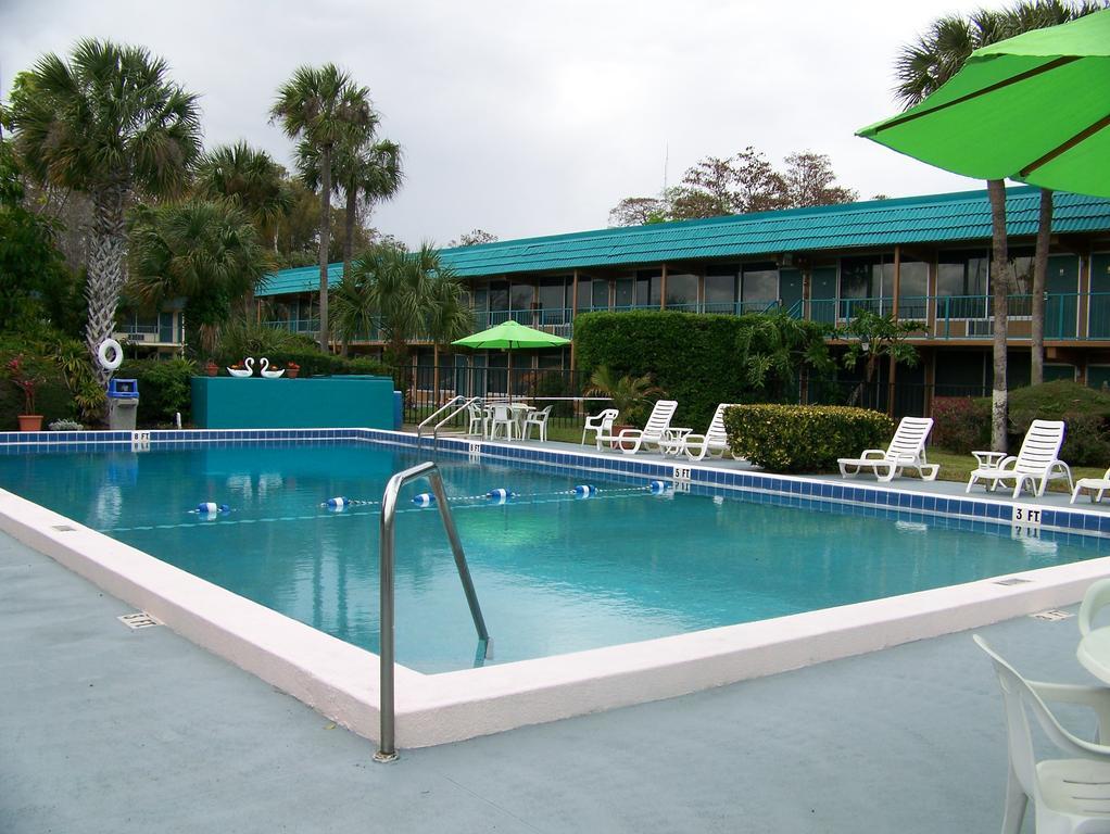 Hotel Budget And Suites West 2*