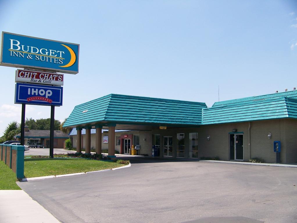 Hotel Budget And Suites West 2*