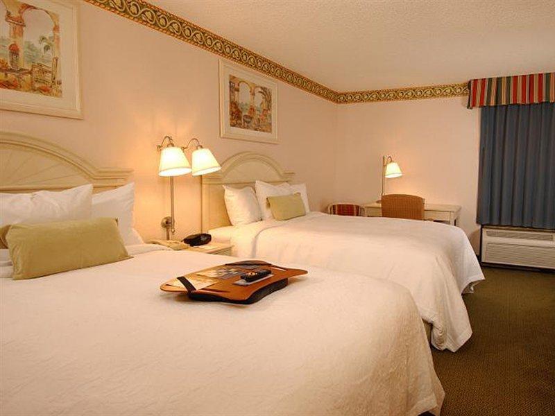 Hampton Near Universal Blv/international Dr Hotel 3*