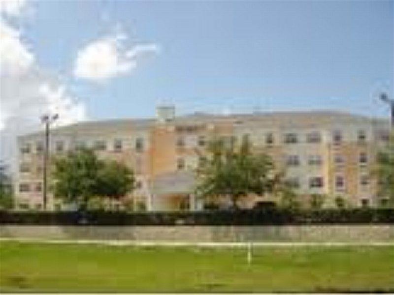 Extended Stay America - Orlando - Convention Ctr - 6443 Westwood Apartment *