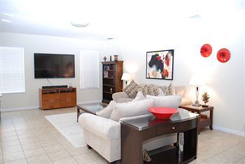 Starmark Vacation Homes Orlando