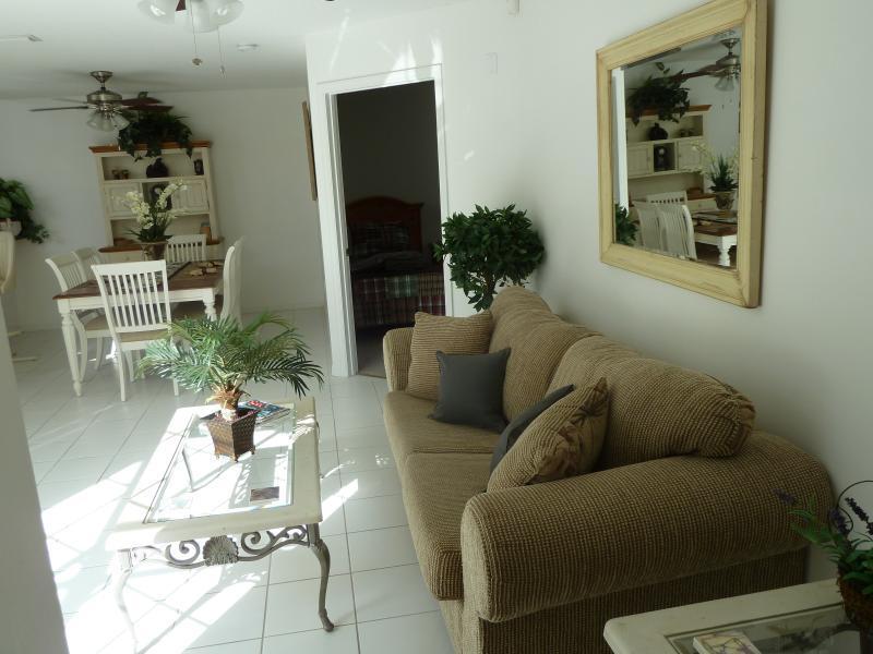 Sunrise - Three Bedroom Orlando