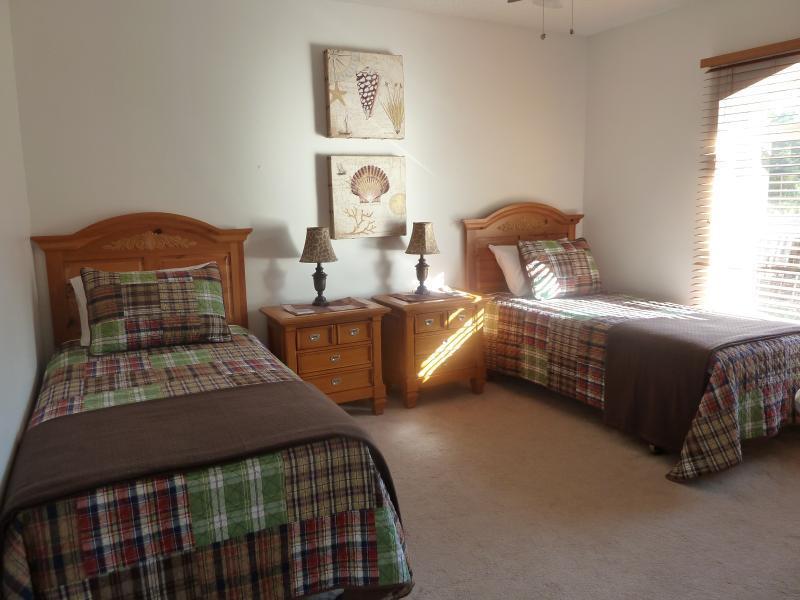 Sunrise - Three Bedroom Holiday home *