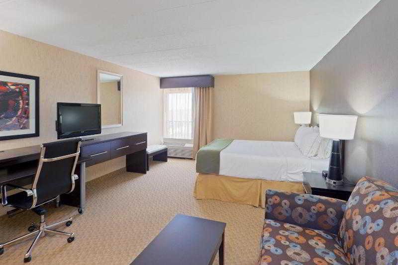 Hotel Express-international Drive By Ihg