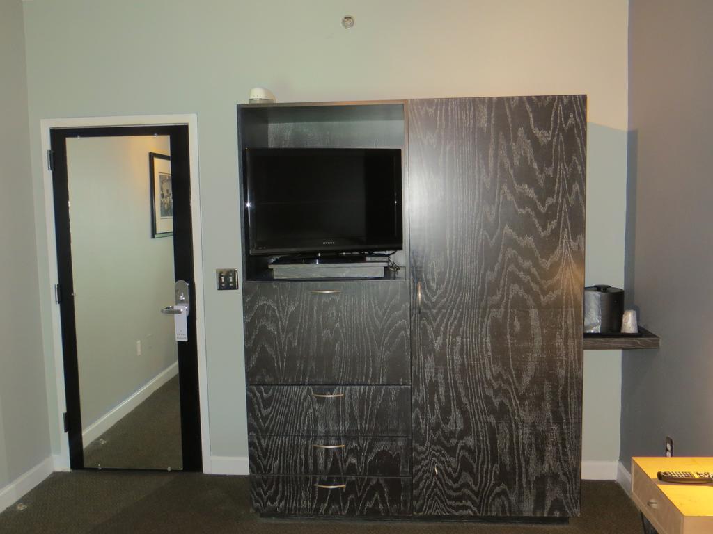 The Eo - Downtown 3*
