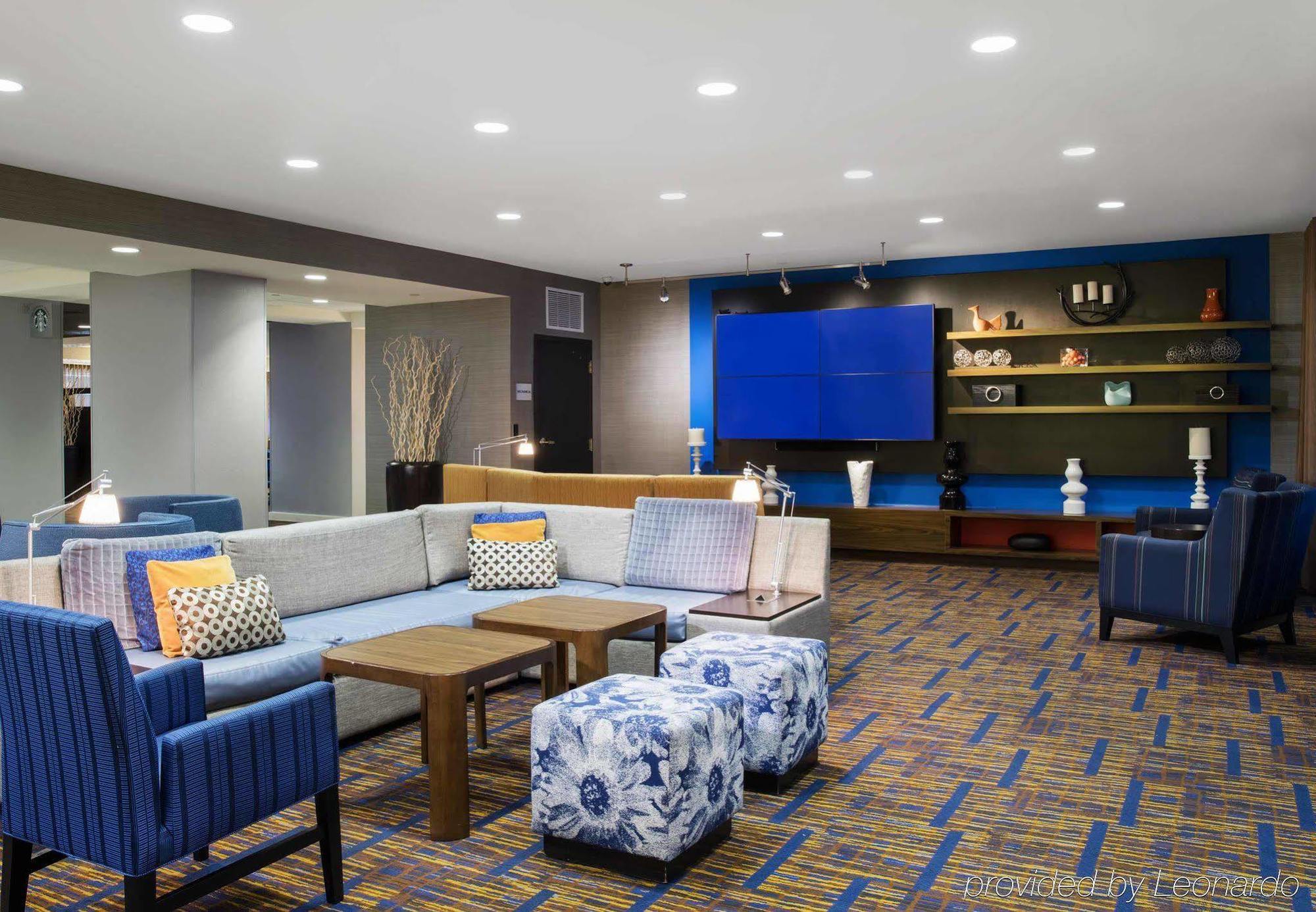 Courtyard By Marriott Downtown Orlando