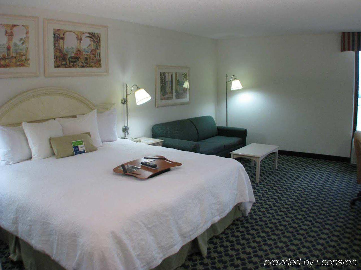 Hampton Near Universal Blv/international Dr 3*