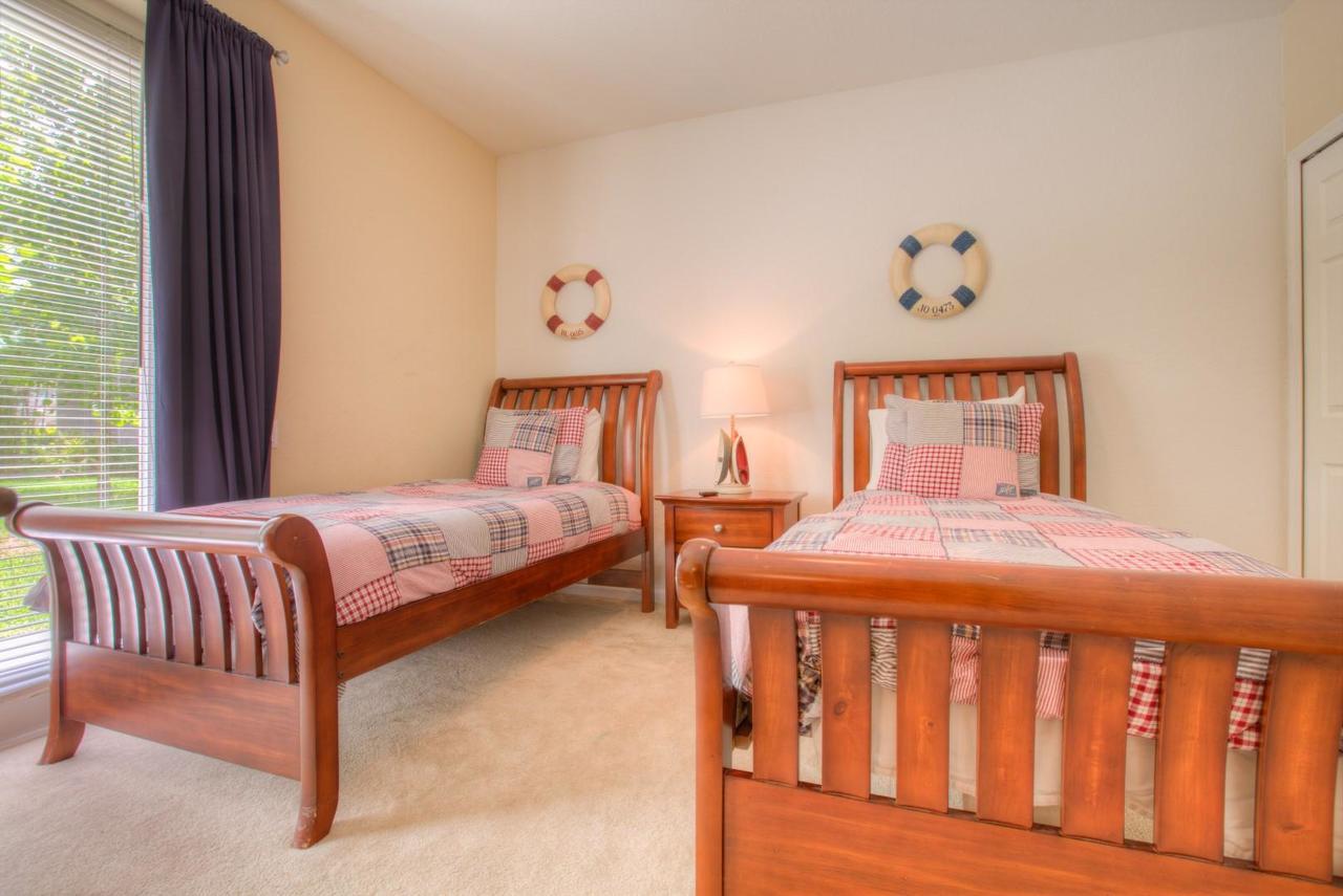Sea Harbor Apartment