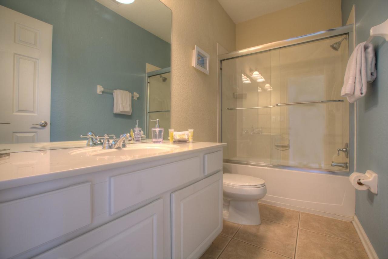 Sea Harbor Apartment