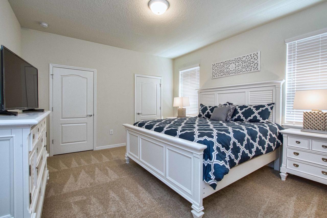 Holiday home Windsor At Westside-8 Bedrooms House W/pool-3719ww