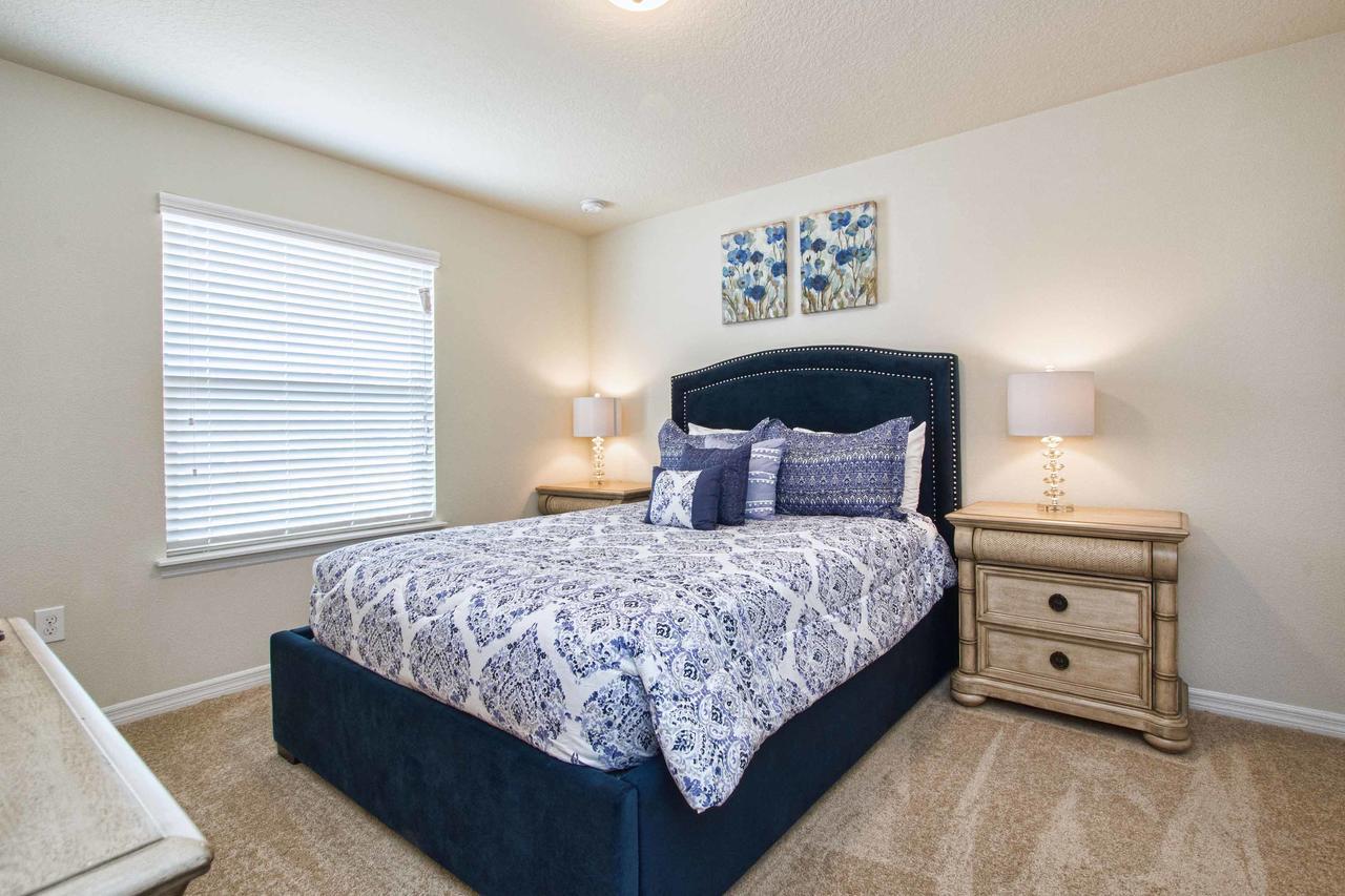 Windsor At Westside-8 Bedrooms House W/pool-3719ww
